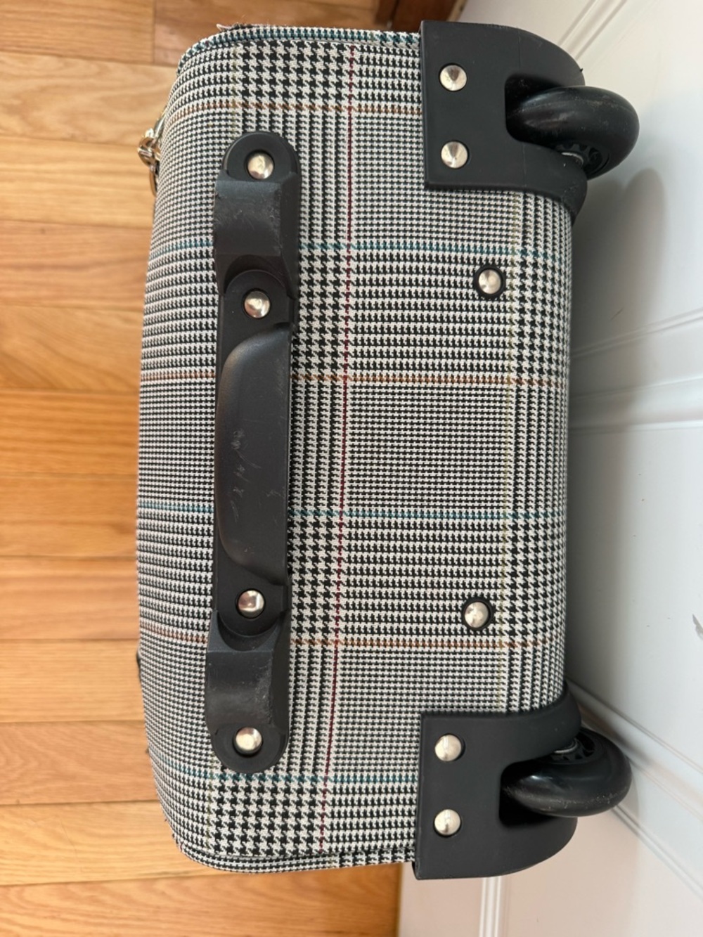 London Fog Black & White Plaid Rolling Travel Bag - Picture 11 of 13